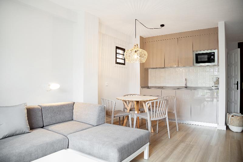 آپارتمان 2 خوابه, Coral Compostela Beach