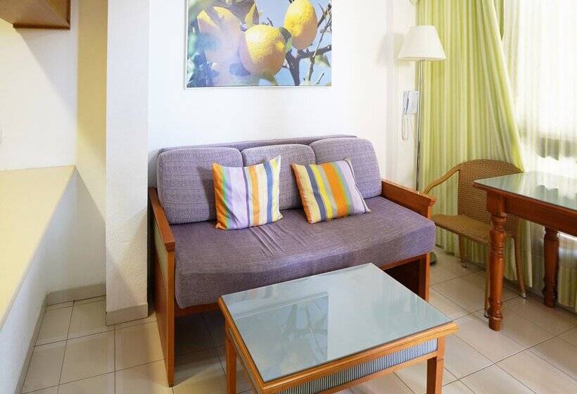 2 Bedroom Apartment Pool View, Coral Compostela Beach