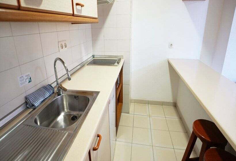 2 Bedroom Apartment Pool View, Coral Compostela Beach