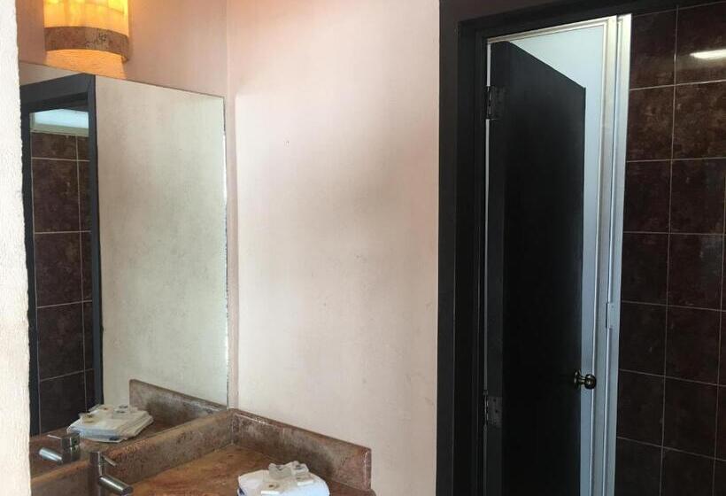 スタンダードルーム, Calli Quetzalcoatl