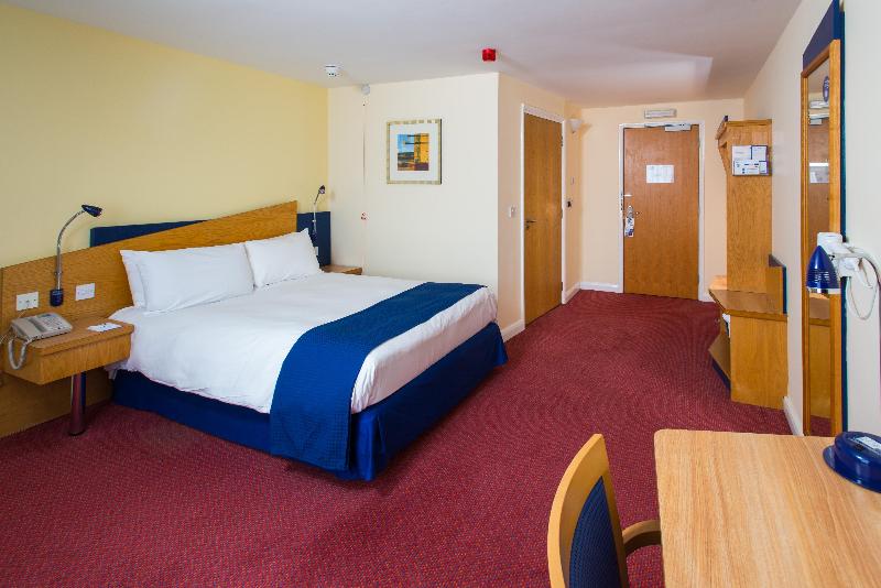 장애인을 위한 스탠다드 룸, Holiday Inn Express Bradford City Centre, An Ihg