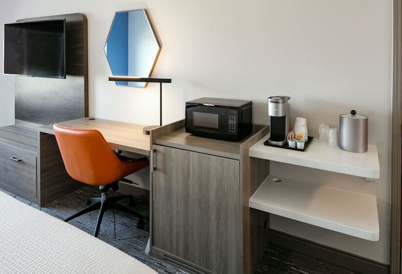 غرفه قياسيه سريرين مزدوجين, Holiday Inn Express Lewiston, An Ihg