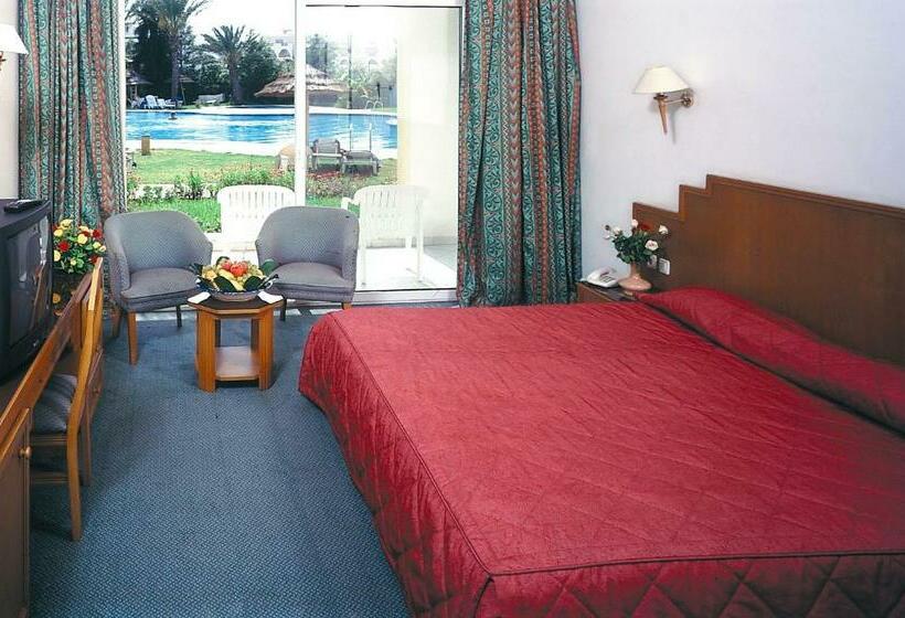 标准间, Marina Palace