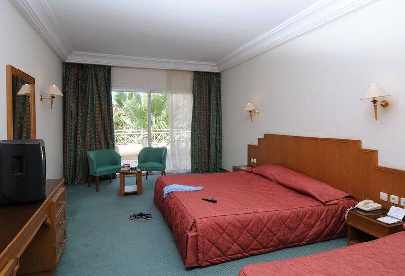 标准间, Marina Palace