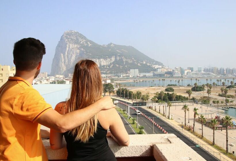 اتاق استاندارد, Ohtels Campo de Gibraltar