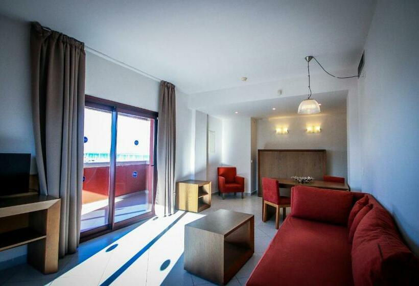 سوییت جونیور, Ohtels Campo de Gibraltar