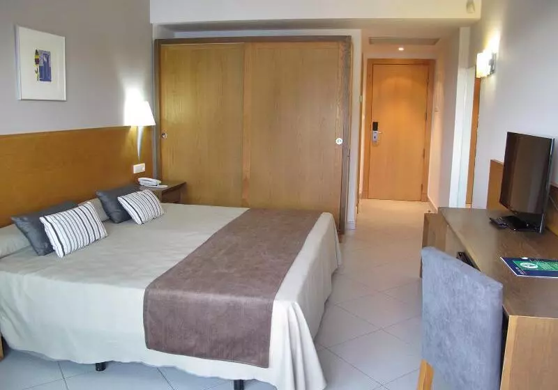 سوییت جونیور, Ohtels Campo de Gibraltar