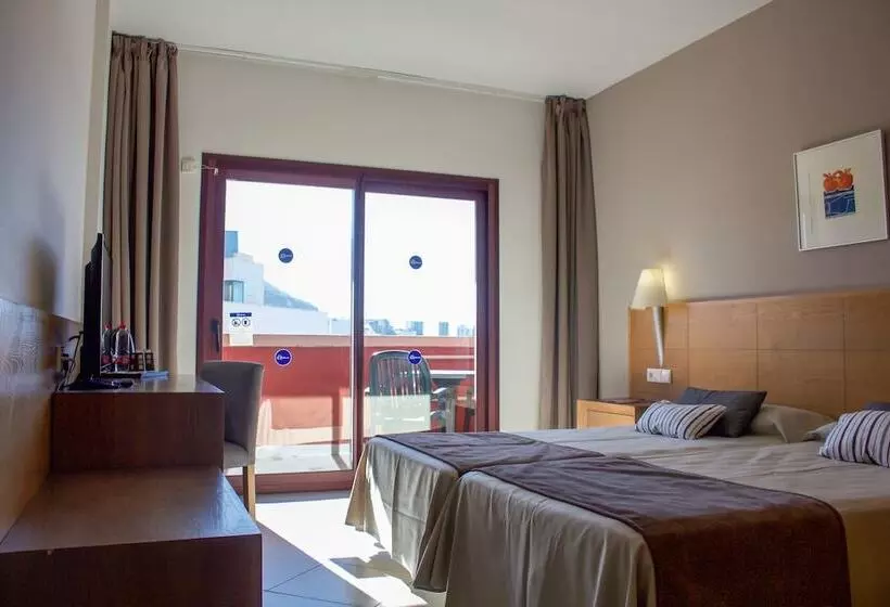 سوییت جونیور, Ohtels Campo de Gibraltar