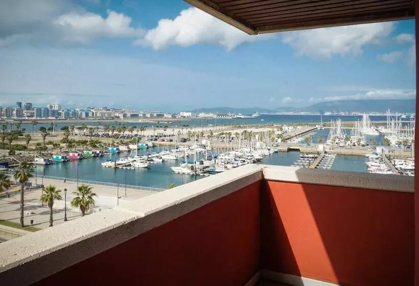 سوییت جونیور, Ohtels Campo de Gibraltar