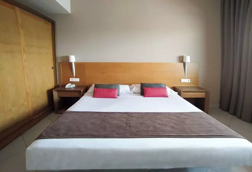 سوییت خانوادگی, Ohtels Campo de Gibraltar