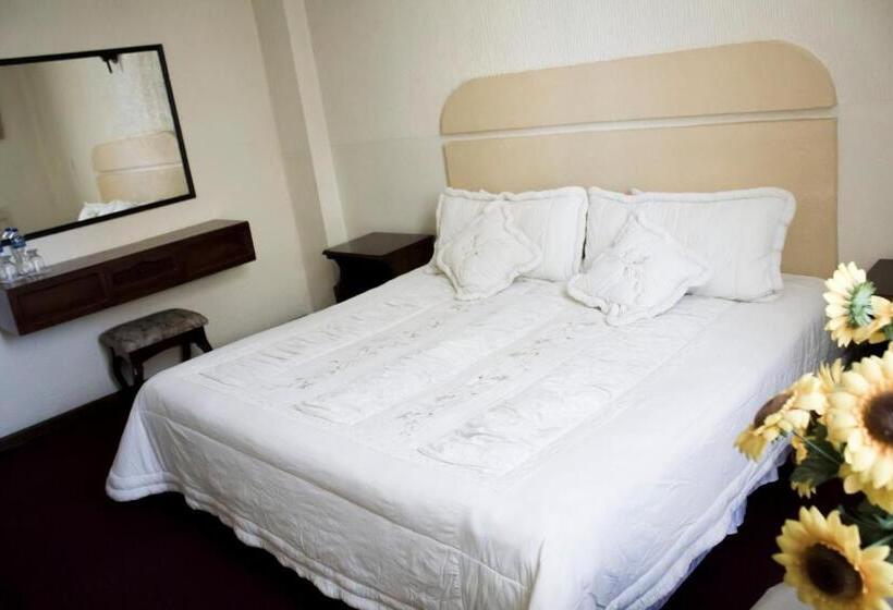 غرفة قياسية رباعية, Romo