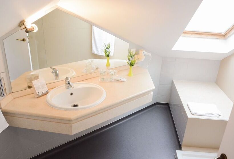 Номер Стандарт, Solar De Boaventura