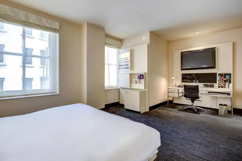 身障者適用スタンダードルーム, THE MIDLAND HOTEL, Chicago, a Tribute Portfolio Hotel