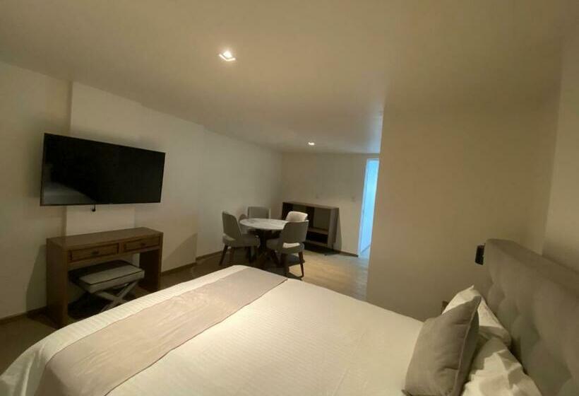 Полулюкс, Casa Londres