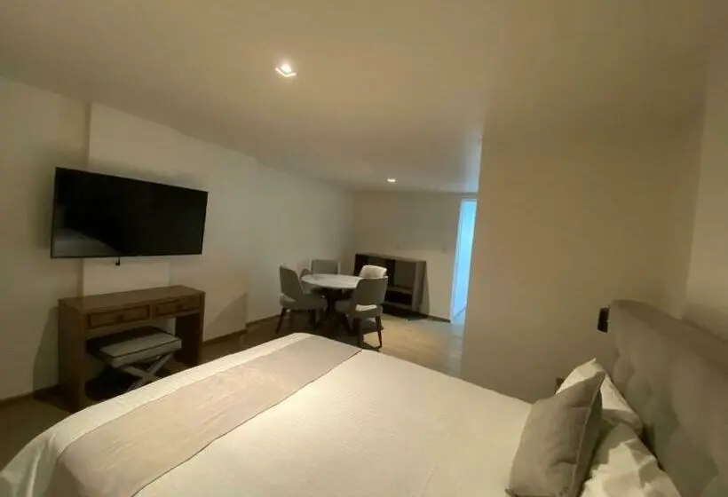 سوییت جونیور, Casa Londres