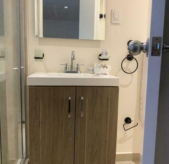 Полулюкс, Casa Londres