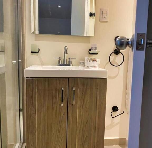 Полулюкс, Casa Londres