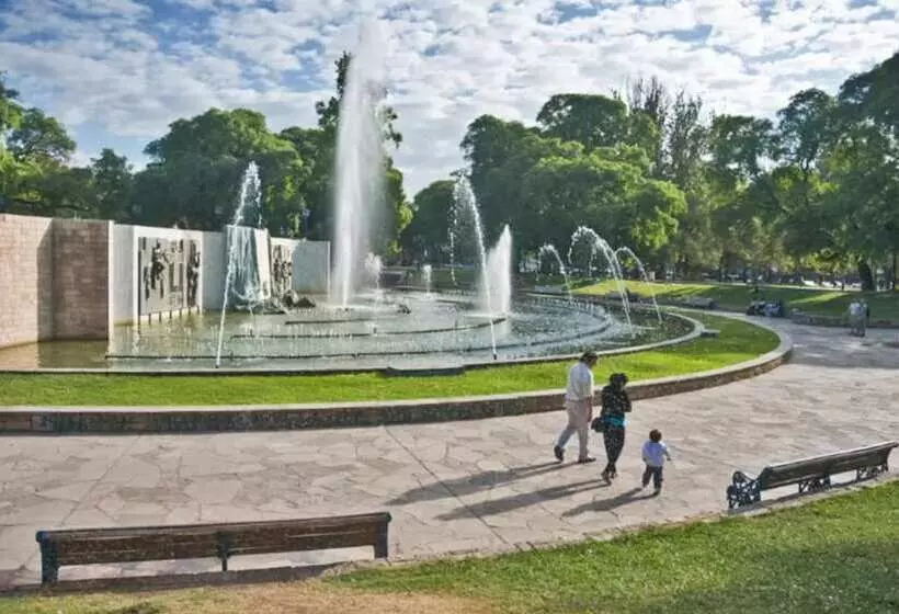 اتاق اجرایی, Argentino