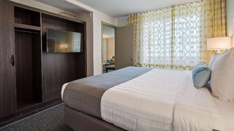 جناح سرير كينج, Best Western Plus Daytona Inn Seabreeze