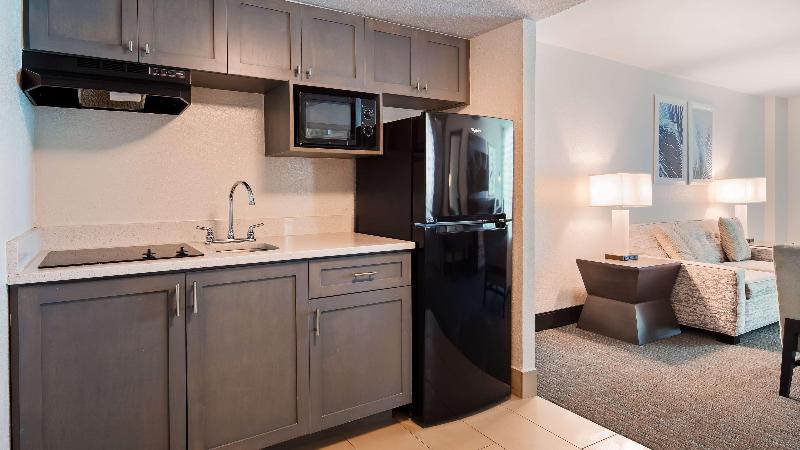 스위트 킹사이즈 침대, Best Western Plus Daytona Inn Seabreeze