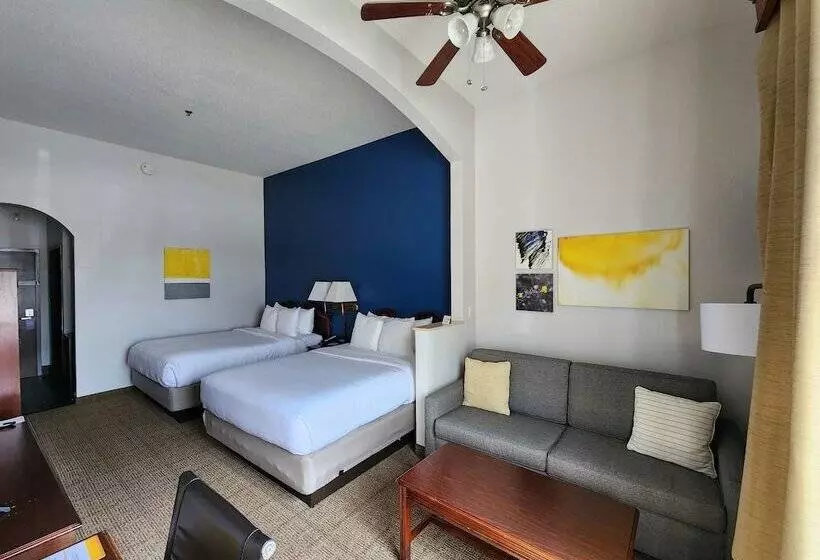 Sviitti, Comfort Suites New Orleans East