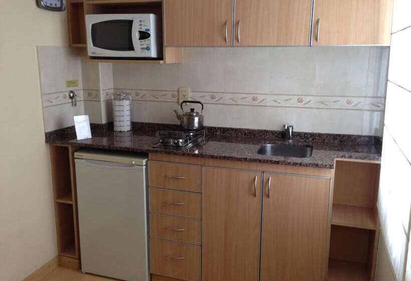 스탠다드 스튜디오, Condor Suites Apart