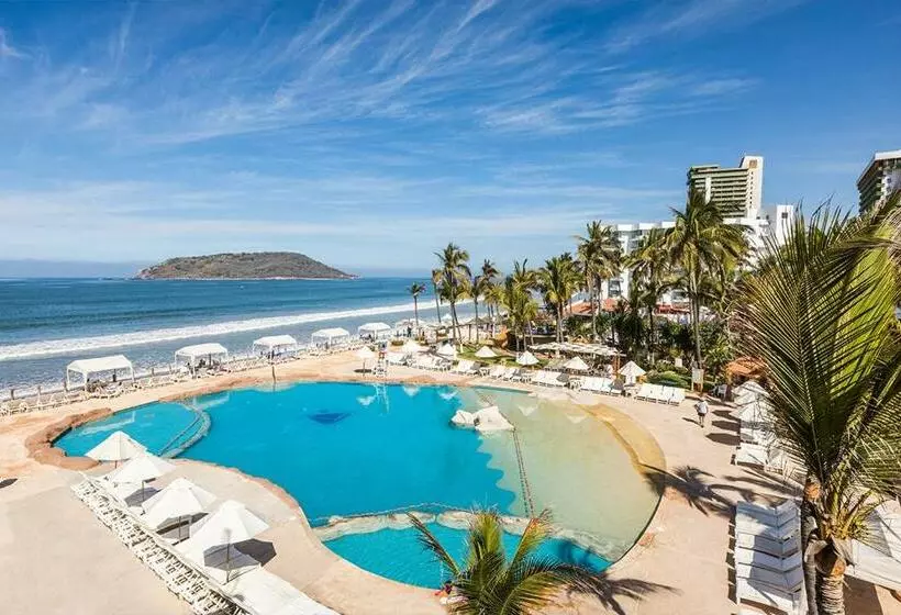 سوییت با چشمانداز دریا, Costa De Oro Beach