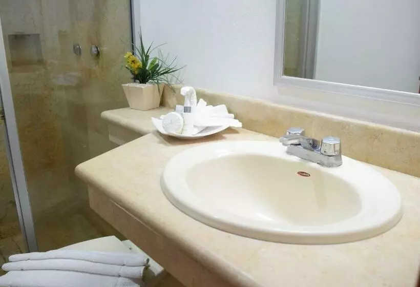 اتاق استاندارد با چشمانداز باغ, Costa De Oro Beach