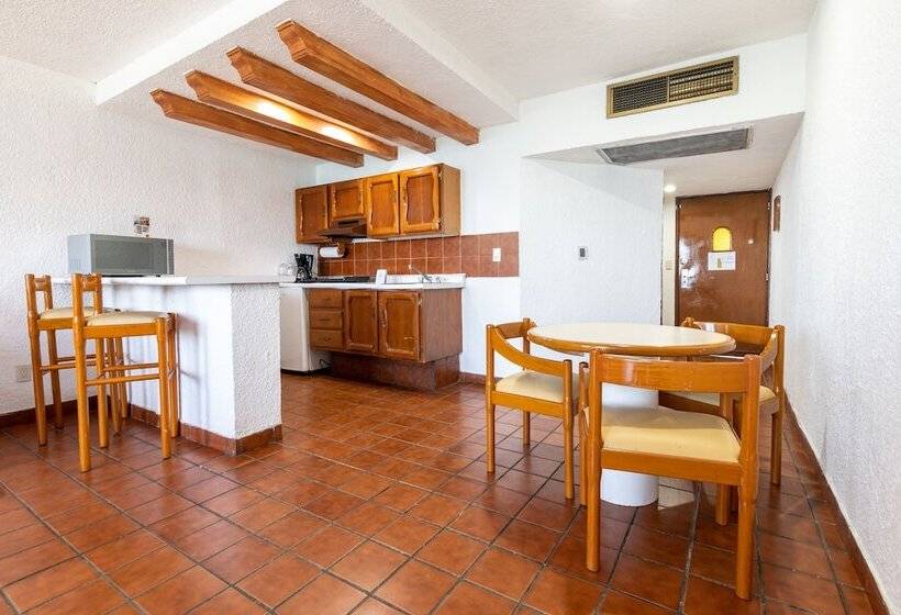 جناح مطلّ علي البحر, Costa De Oro Beach