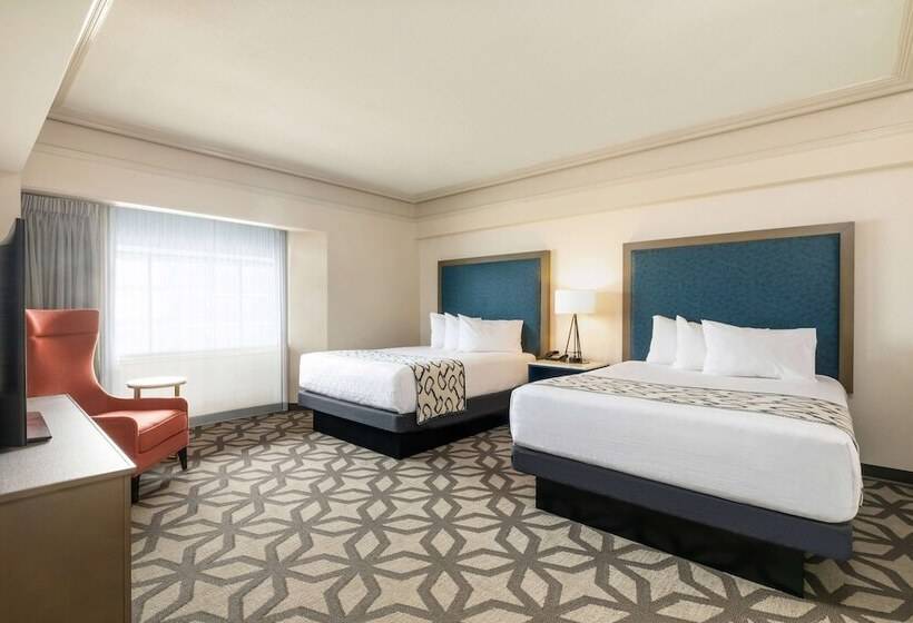 سوئیت 2 خوابه, Galt House Hotel, A Trademark Collection