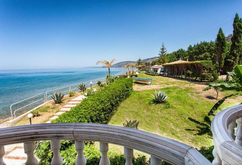 Трехместный Номер Стандарт с Балконом, La Playa Blanca