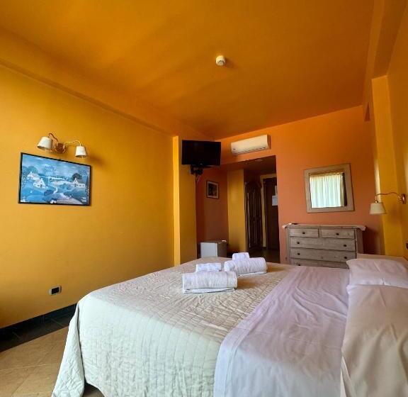 Habitación Deluxe Vista Mar con Balcón, La Playa Blanca