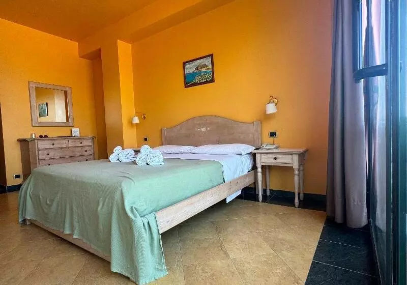 اتاق استاندارد با بالکن و چشم‌انداز دریا, La Playa Blanca
