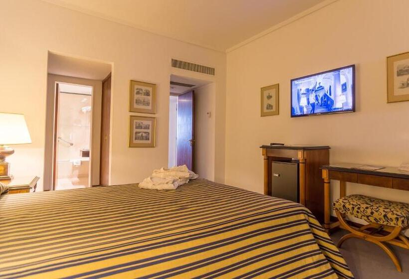 غرفة قياسية, Libertador Tandil