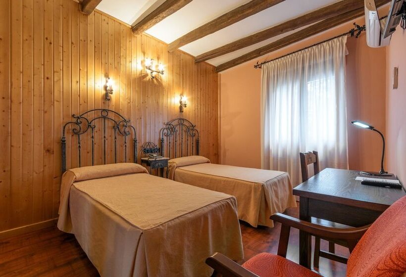 غرفة قياسية, Rural Los Angeles En Las Hurdes