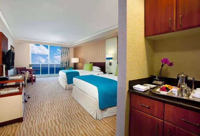 استودیو لوکس با چشم‌انداز دریا, Trump International Beach Resort