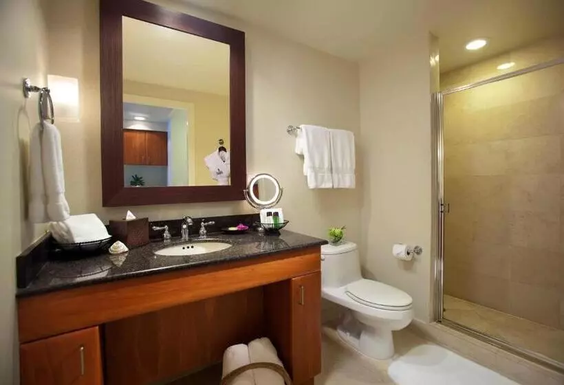 سوییت جونیور با چشم‌انداز دریا, Trump International Beach Resort