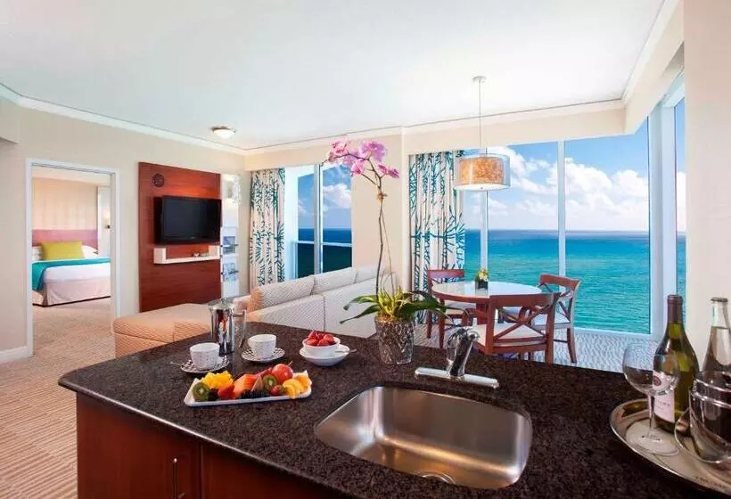 سوئیت 2 خوابه, Trump International Beach Resort
