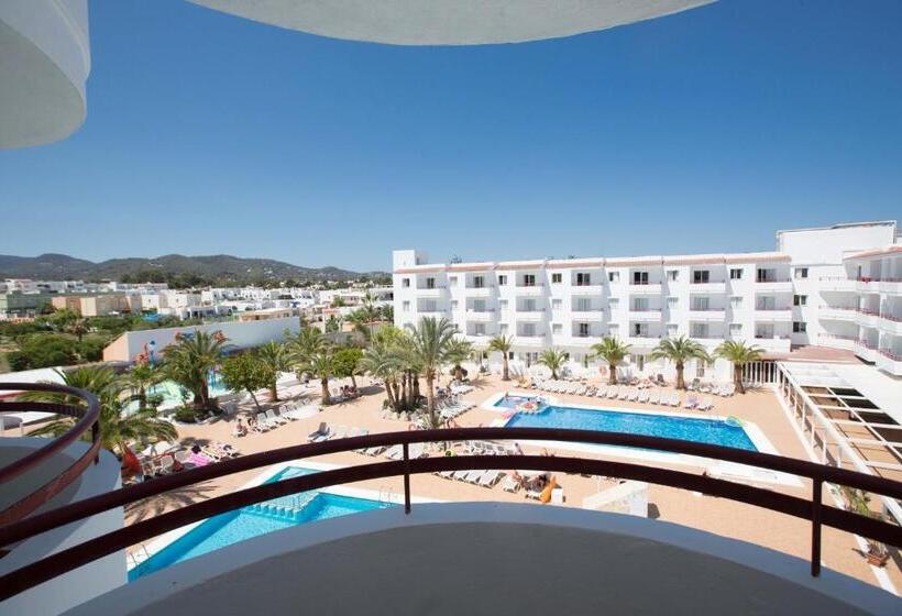 חדר משפחתי, Coral Star