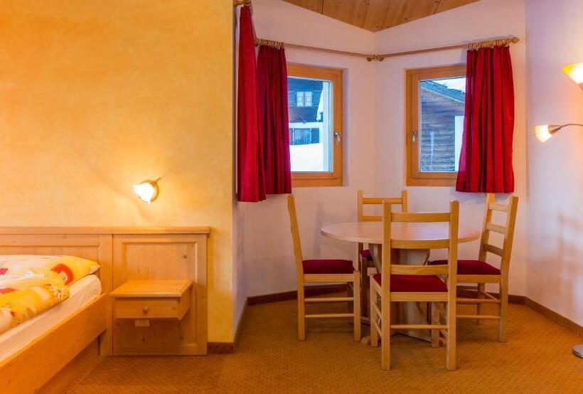 غرفة عائلية, Familienhotel Garni Sporting