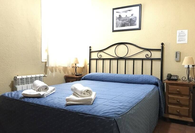 اتاق استاندارد, Hostal El Pilar