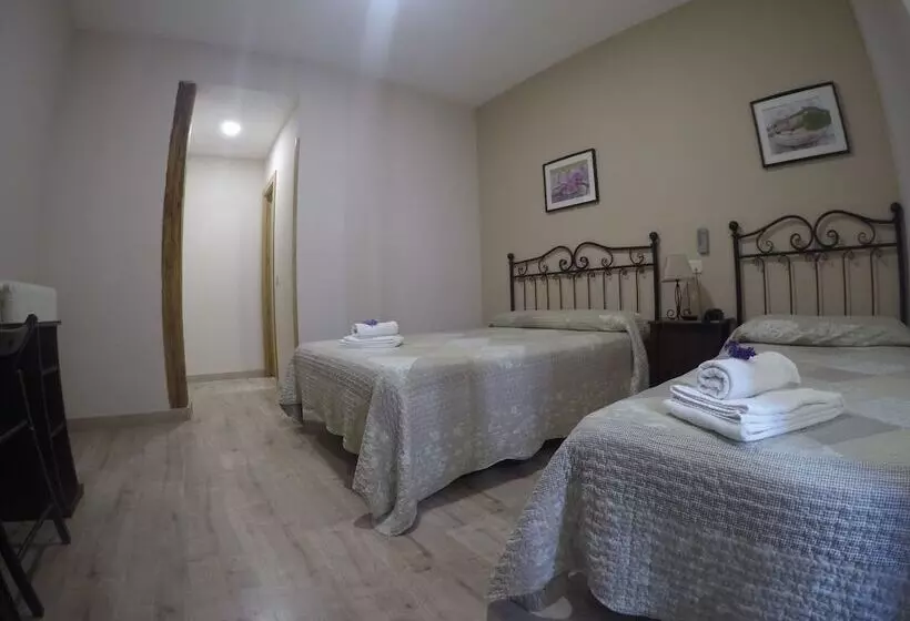 اتاق استاندارد, Hostal El Pilar