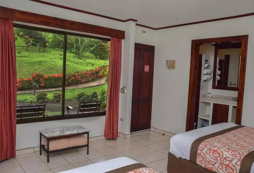 اتاق استاندارد با چشم‌انداز باغ, Arenal Volcano Inn