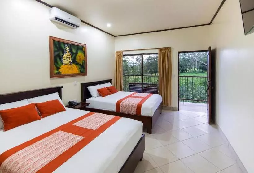 ویلای 2 خوابه, Arenal Volcano Inn