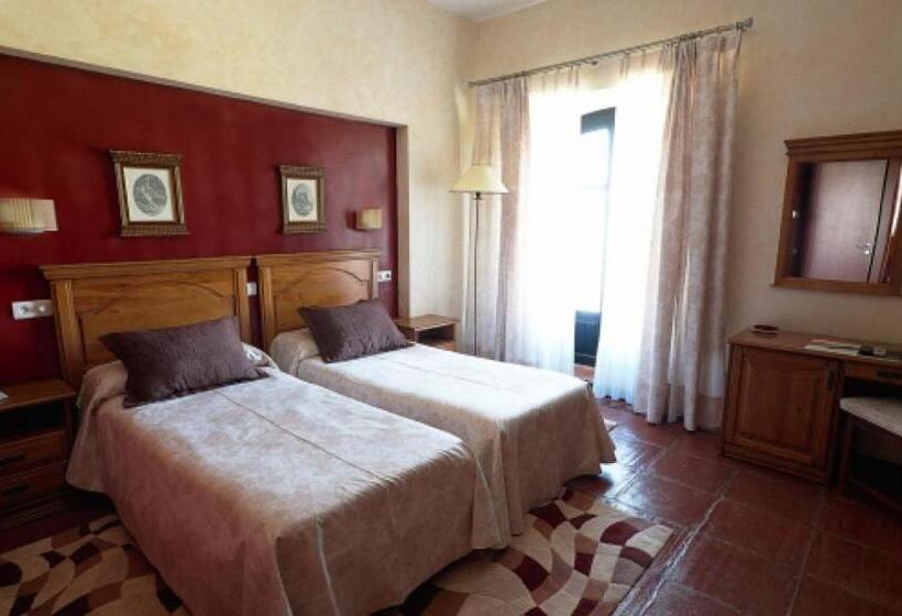 Номер Стандарт, Escuela Convento Sto Domingo