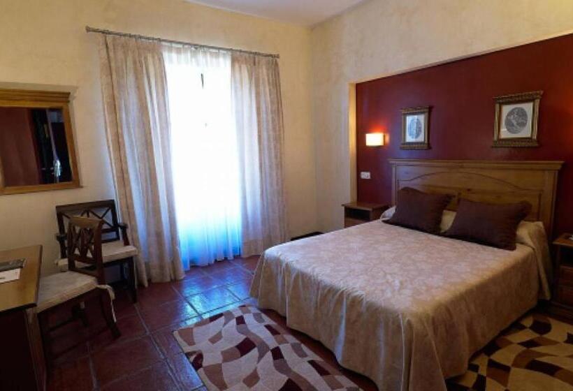 Номер Стандарт, Escuela Convento Sto Domingo