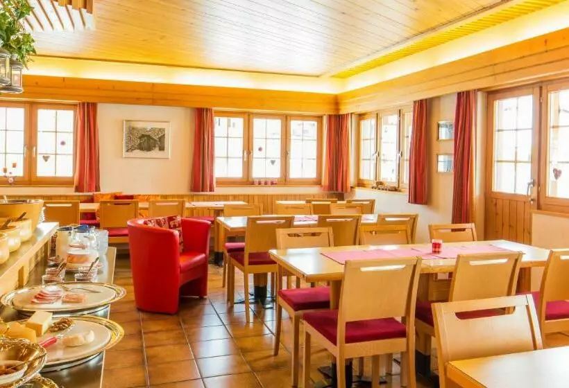 スタンダードシングルルーム, Familienhotel Garni Sporting