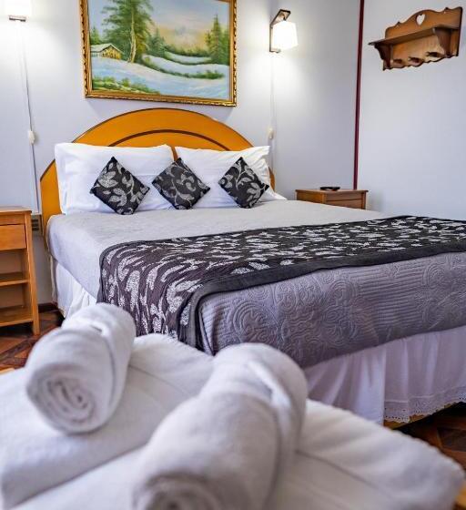 غرفة قياسية رباعية, Hostal Alcázar