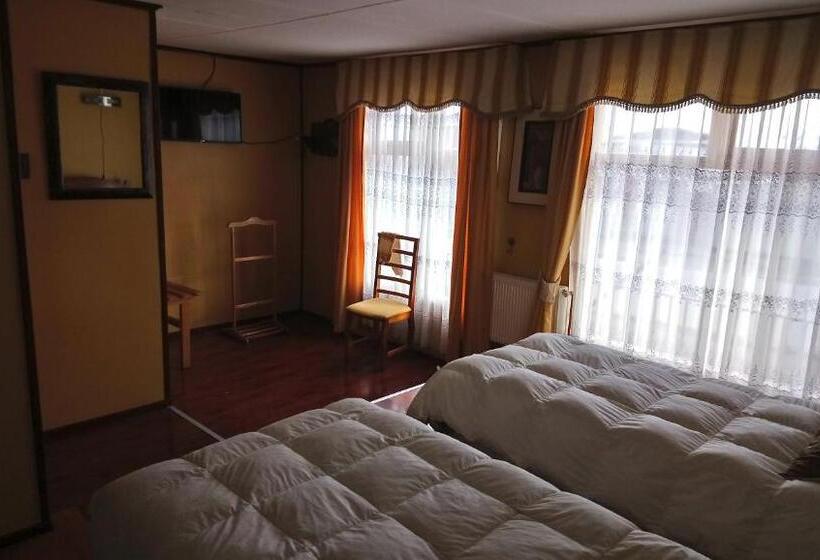 四人标准间, Hostal Alcázar