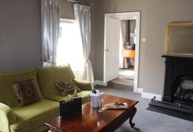 ジュニアスイート, Maryborough Hotel & Spa
